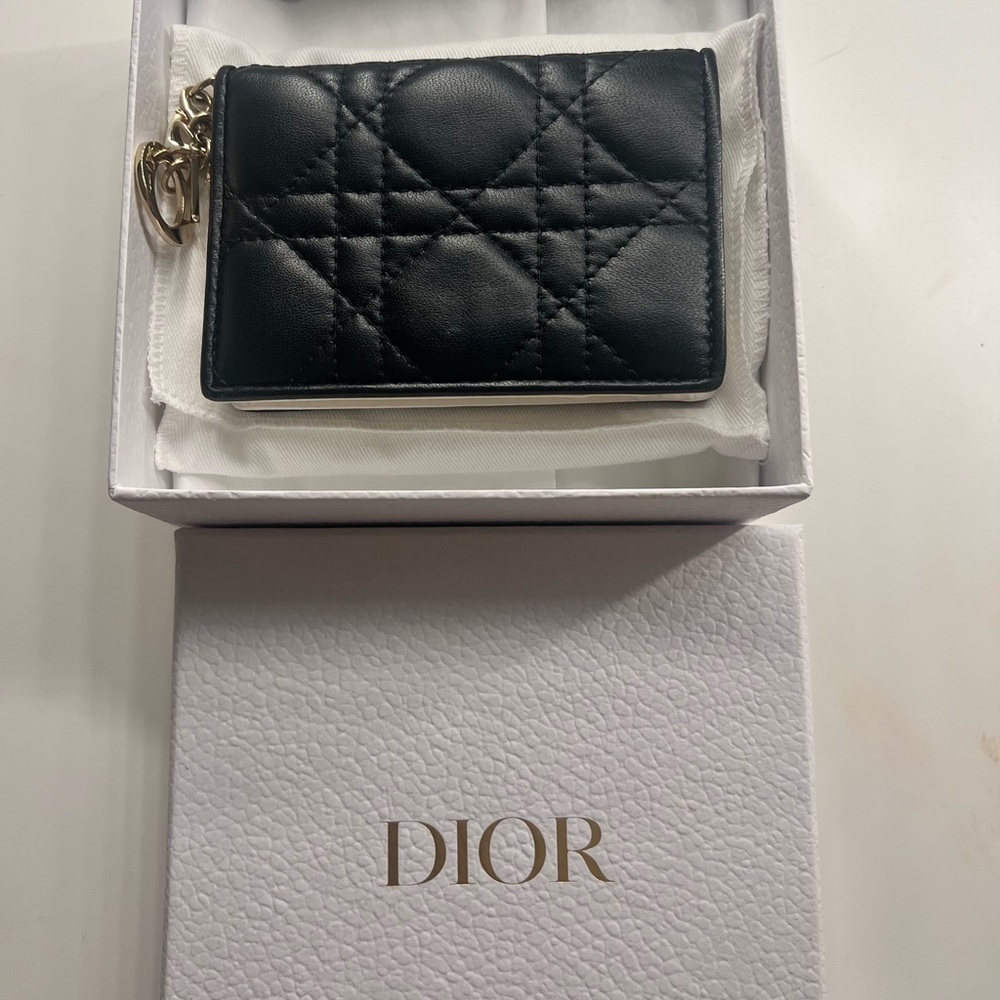 LADY DIOR BLOOM CARD HOLDER TWO-TONE BLACK AND LATTE CANNAGE LAMBSKIN